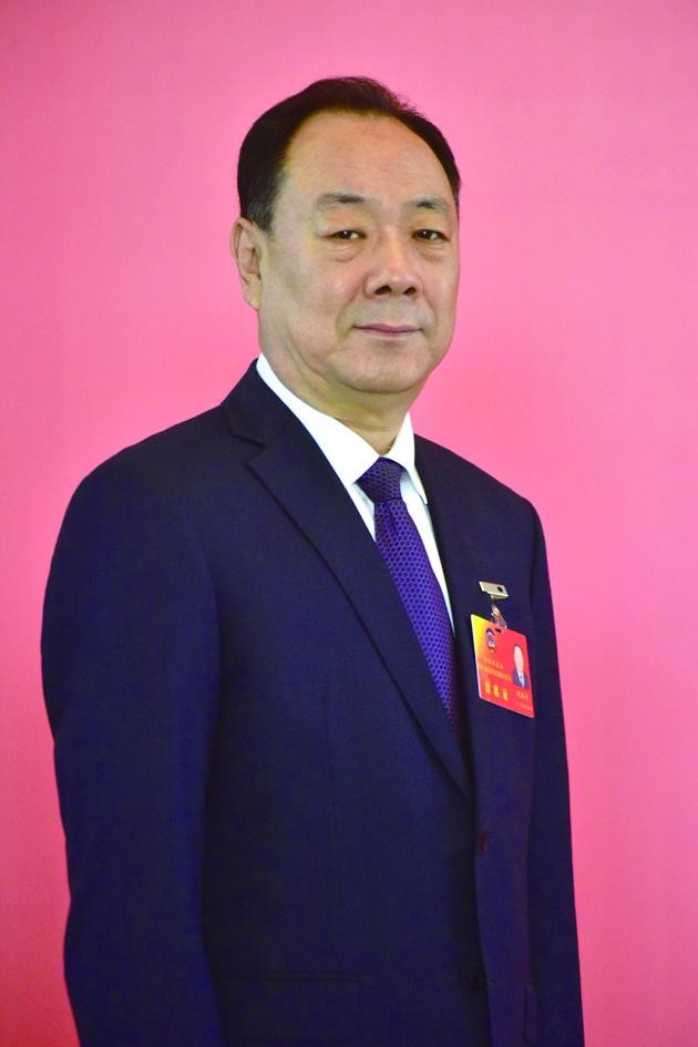 闻英夫.jpg