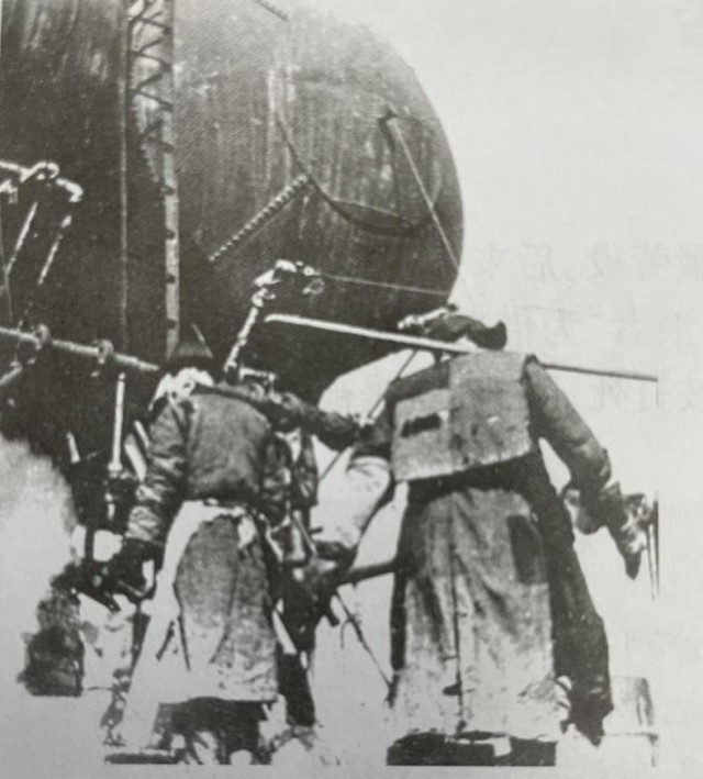 1453165943139828.jpeg 繁重的体力作业.jpeg